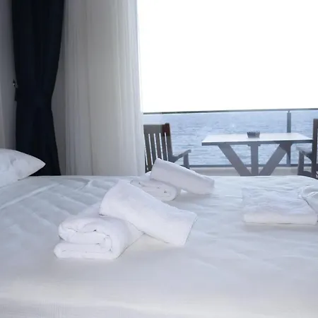 The Lavington Hotel 3*