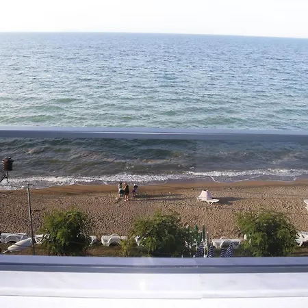 Hotel The Lavington Çınarcık